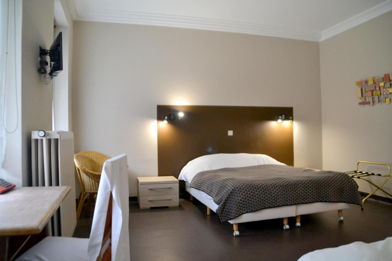 Hotel Le Limbourg Rochefort Buitenkant foto
