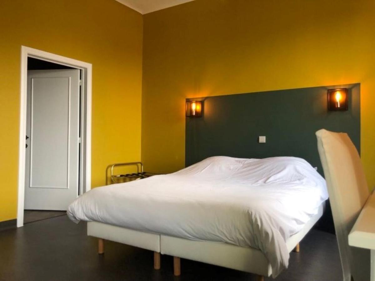 Hotel Le Limbourg Rochefort Buitenkant foto
